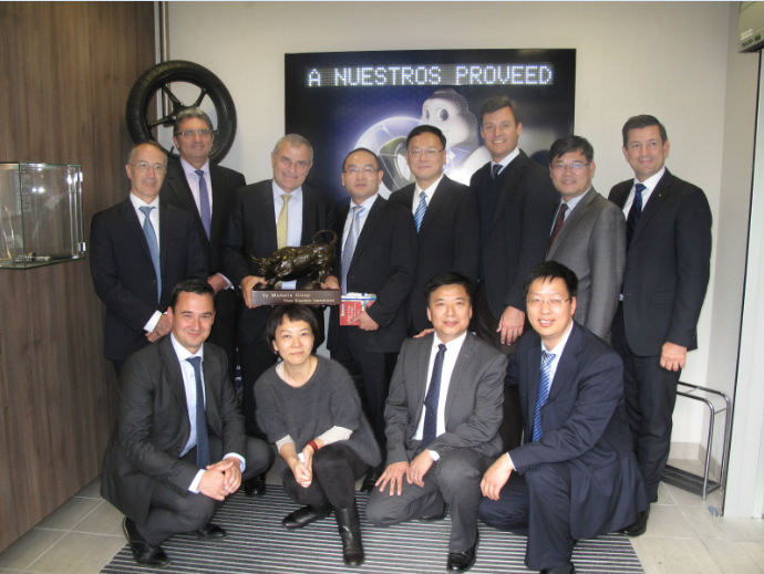 覃衡德董事長率團拜訪米其林輪胎 